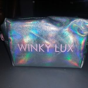 Cosmetic bag